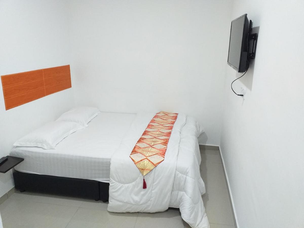 Orange Villa Hotel Near Palm Mall Seremban Eksteriør bilde